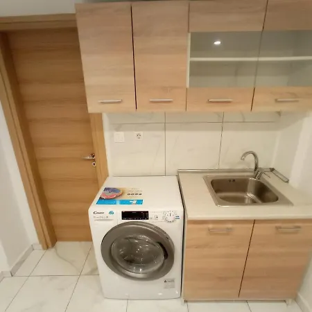 Salonica Downtown Ground Apartment Thessaloniki