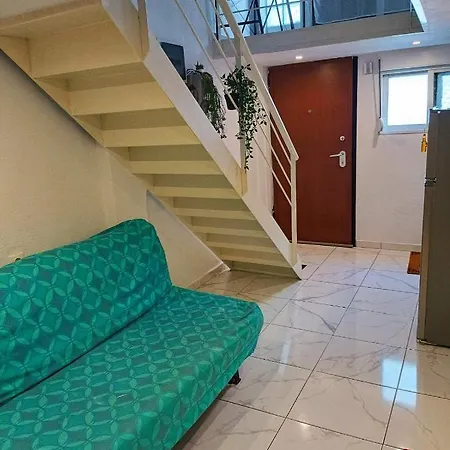 Salonica Downtown Ground Apartment Thessaloniki